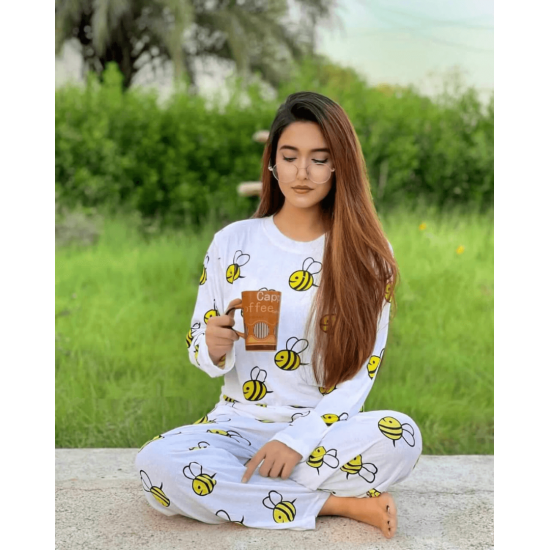 White Honey Bee Ladies NightSuit White Honey Bee Ladies NightSuit