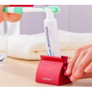 Rolling Toothpaste Squeezer